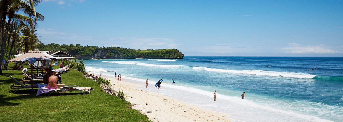Awesome white beaches to swim, relax and surf