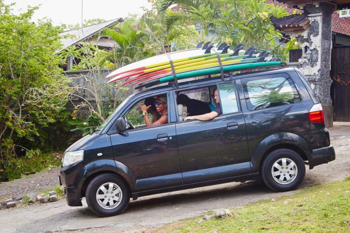 Kamafari Surfcamp Bali | The surf mobil